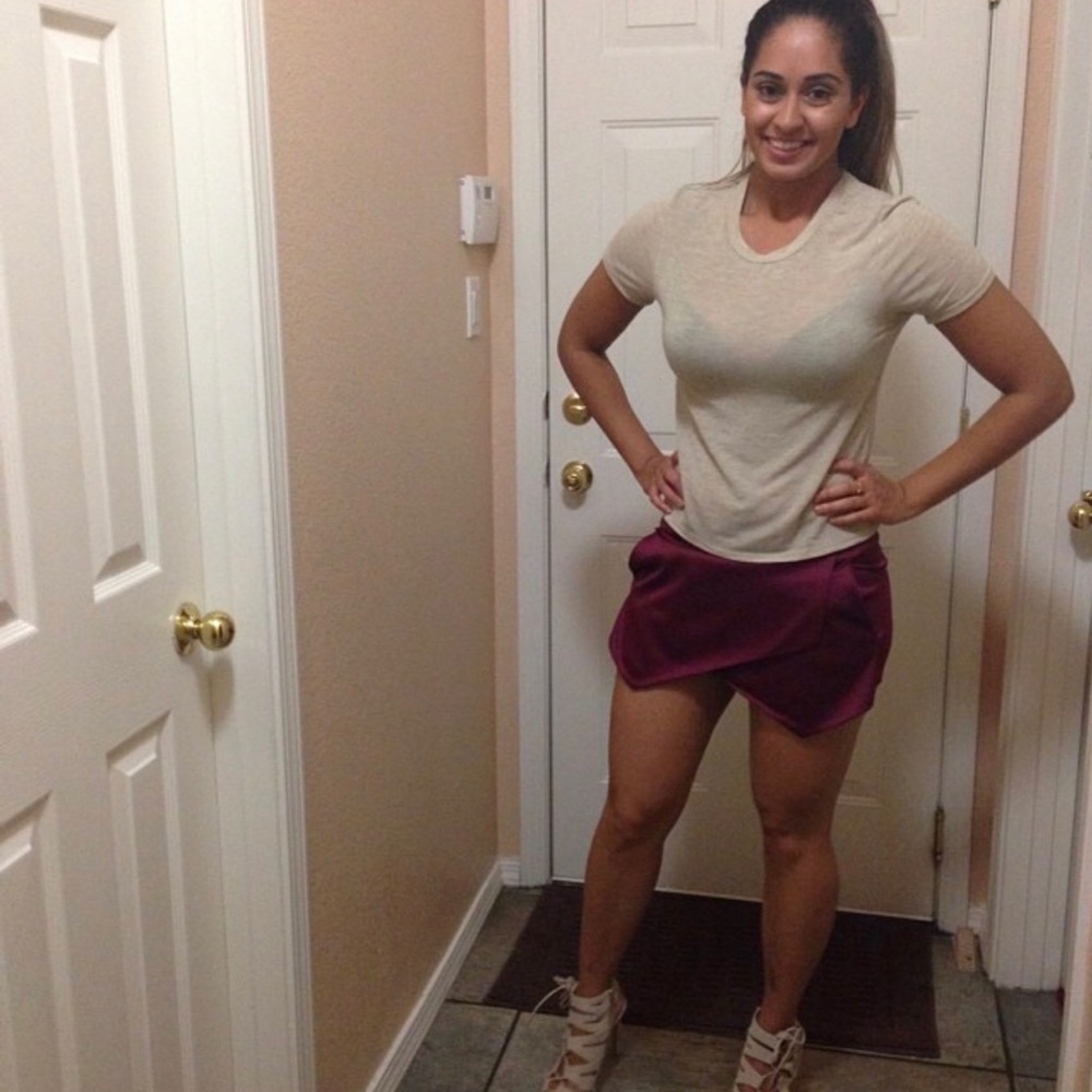 Burgundy Express shorts skort